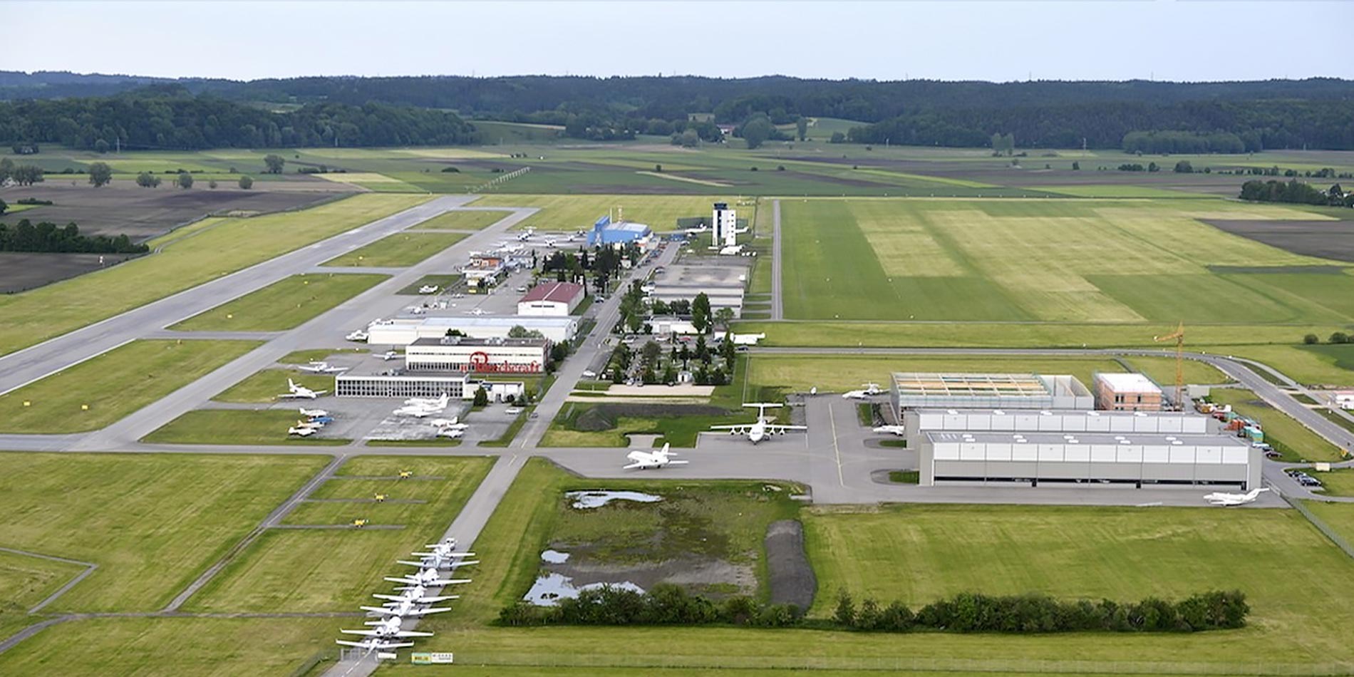 Flugplatz Augsburg aus der Luft